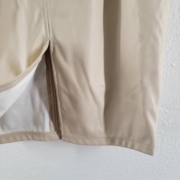Ramisu Collection Faux Leather Pencil Skirt Front Slit Womens Medium Beige Cream - Picture 2 of 9